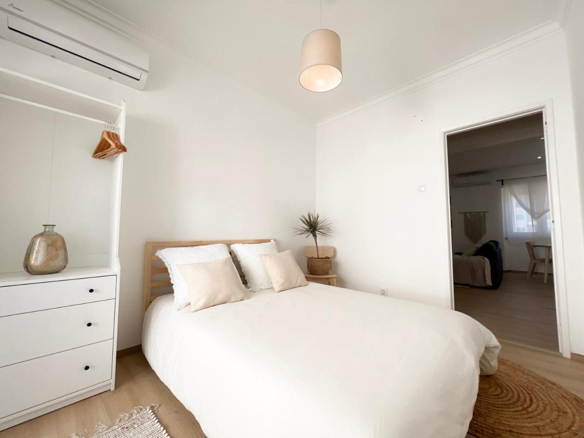Capitao Ribeiro Surf House Apartment Costa de Caparica Luaran gambar