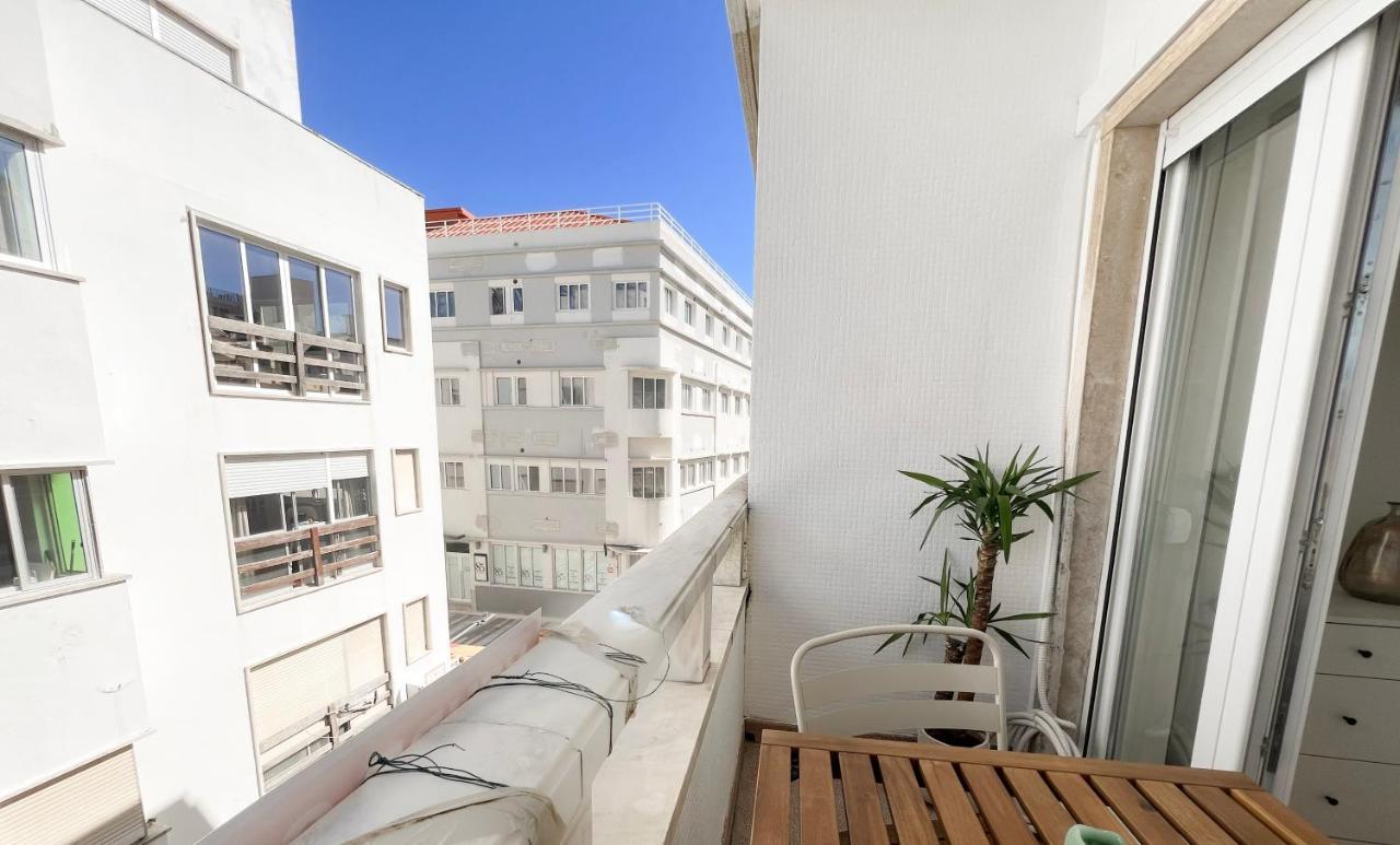 Capitao Ribeiro Surf House Apartment Costa de Caparica Luaran gambar