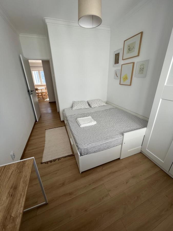Capitao Ribeiro Surf House Apartment Costa de Caparica Luaran gambar