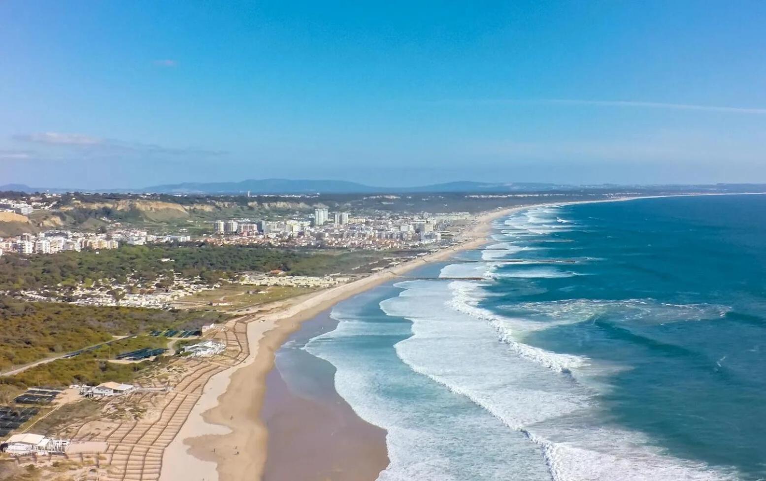 Capitao Ribeiro Surf House Apartment Costa de Caparica Luaran gambar